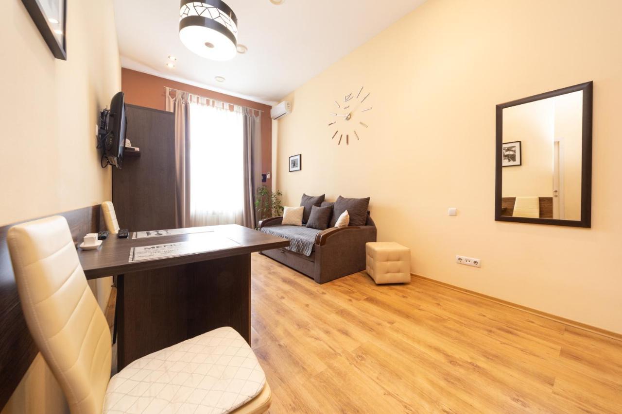 Appartement Goodrest On Deribasovska 19 à Odessa Extérieur photo