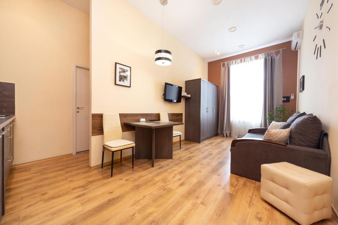 Appartement Goodrest On Deribasovska 19 à Odessa Extérieur photo